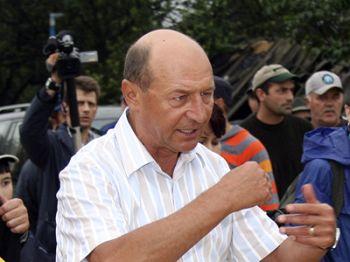 EVENIMENT. Băsescu către SPP: 