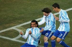 MONDIAL. Argentina elimină Mexic şi va juca în sferturi cu Germania