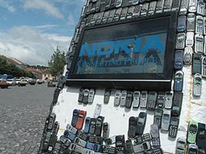 Se fură telefoane din Piaţa Unirii
