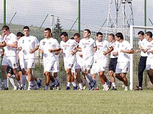 FOTBAL. Universitatea pleacă sâmbătă în cantonament