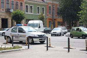 Sute de poliţişti au puricat Clujul în weekend; suspect de omor prins la Turda