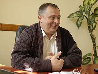 Directorul Penitenciarului Gherla dă puşcăria pe avocatură   