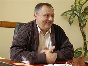 Directorul Penitenciarului Gherla dă puşcăria pe avocatură   