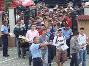 EDUCAŢIE. 8 candidaţi pe un loc la Şcoala de Poliţie