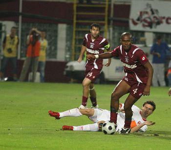 TRANSFER. Walter îl vrea pe Adrian Cristea la „U” Cluj