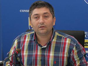 POLITIC. Alin Tişe critică pe blogul personal Parlamentul României