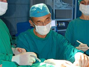 Operaţie în premieră naţională la spitalul “Clujana”       