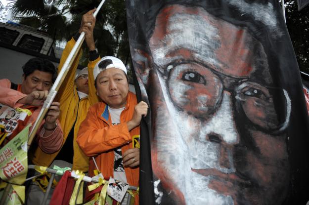 Xiabo, după Obama. Disidentul chinez a primit Nobelul pentru pace