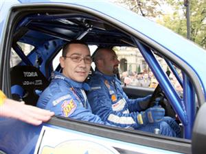 Victor Ponta a fost implicat într-un accident, la Raliul Iaşiului