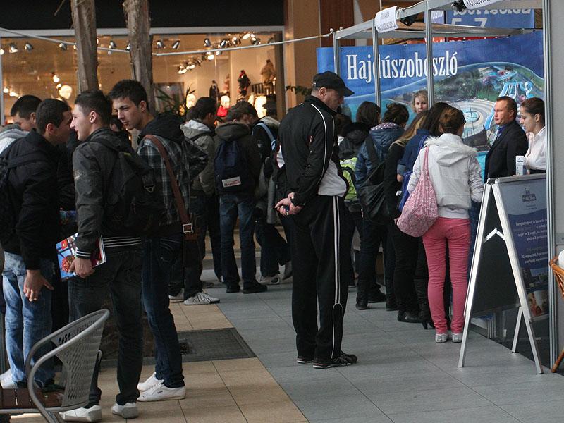 Ofertă de sezon: “Sărbătoriţi Ziua României în Ungaria!” GALERIE FOTO