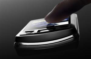Inovativul Xperia arc: Sony Ericsson şi-a lansat smartphone cu touch screen şi cameră HD