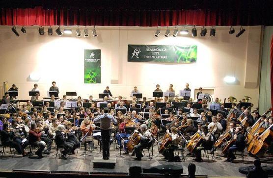 Sala Filarmonicii, neîncăpătoare la primul concert, de valsuri, din acest an