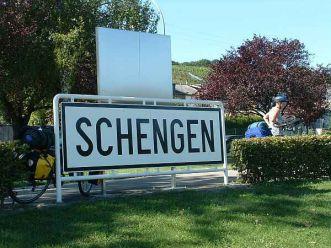 Franţa a blocat un raport tehnic privind aderarea României la spaţiul Schengen