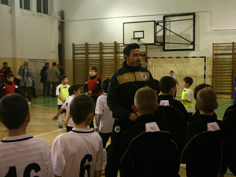 Ora de fotbal, cu “studenţii” de la “U”