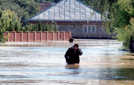 Cod galben de inundaţii în vestul ţării, inclusiv la graniţa judeţului Cluj 