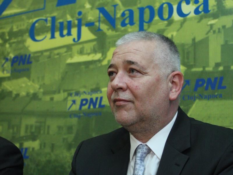 Liberalii pornesc războiul gropilor la Cluj