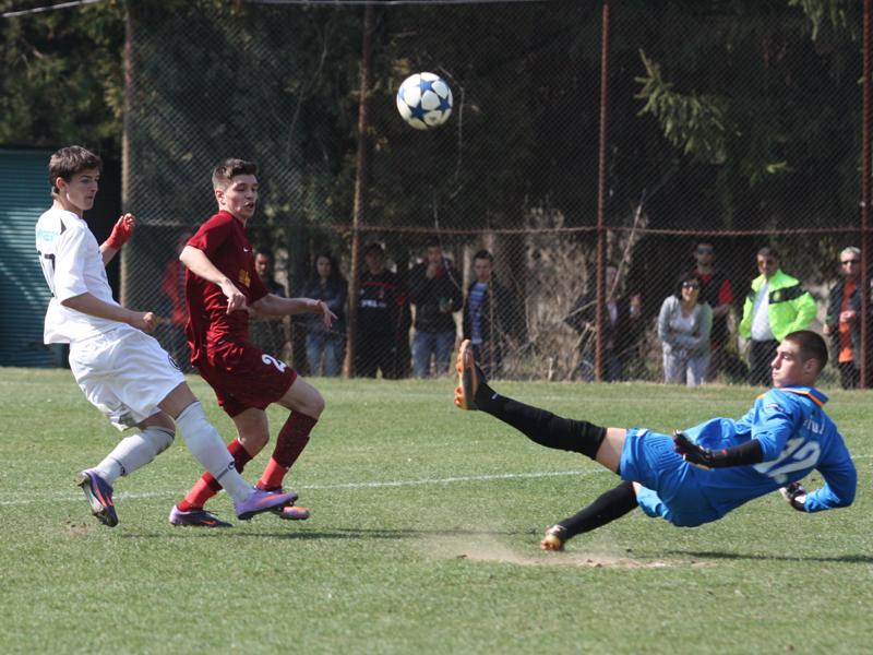 CFR şi “U” şi-au împărţit victoriile în mini-derby-ul Clujului