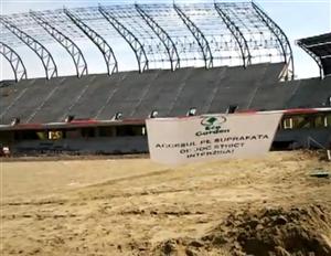 Se montează gazonul pe Cluj Arena