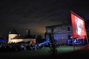 TIFF 2011 Proiecţie-eveniment la castelul Banffy din Bonţida: 