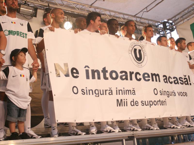 Renaştere în alb şi negru în centrul Clujului
