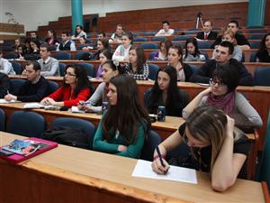 Aproape 20.000 de candidaţi pentru admiterea în facultăţile clujene