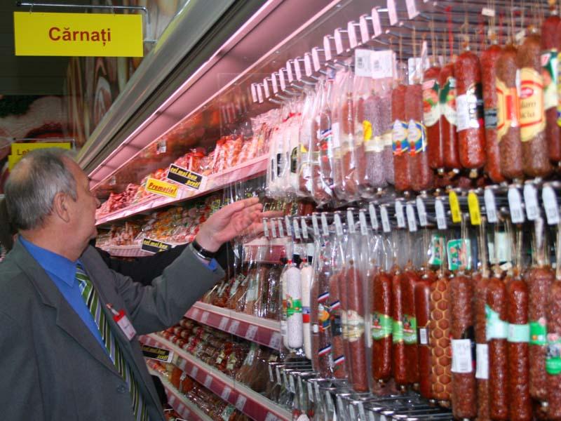 Amenzi de 23.000 de lei pentru mezeluri neetichetate
