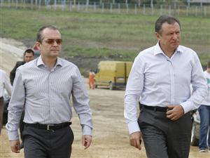 Cum au minţit cu neruşinare toţi responsabilii centurii “de diamant”