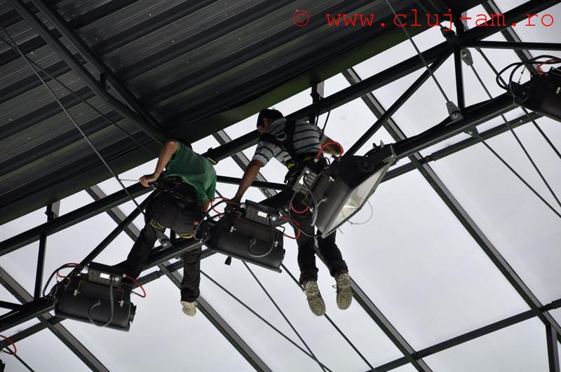 Cum apar fotografii cu Cluj Arena pe cluj-am.ro, când presa nu are acces: fotoreporterul este de fapt economist la regia care administrează stadionul