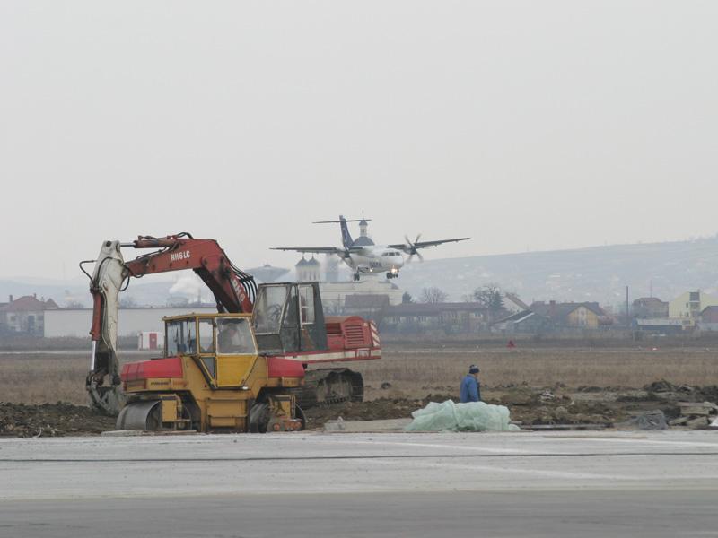 Încep lucrările la noua pistă a aeroportului