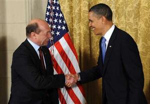 Băsescu s-a întâlnit cu Obama în Biroul Oval