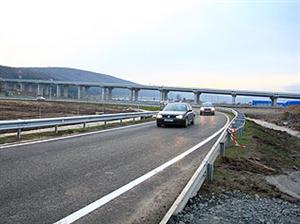 Salarii bune la CNADNR pentru supravegherea unor lucrări inexistente la Autostrada Transilvania. Vezi documentul