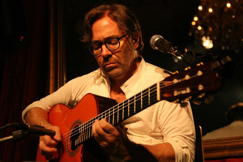 Milionarii Clujului l-au aplaudat pe Di Meola