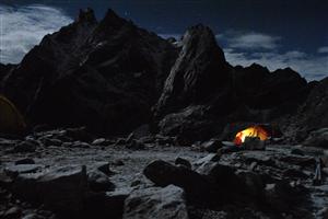 Trei vârfuri din masivul Himalaya, cucerite de clujeni în premieră naţională
