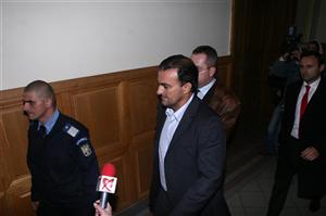 Primarul clujean Sorin Apostu merge în arest. Verdictul s-a dat după miezul nopții VIDEO