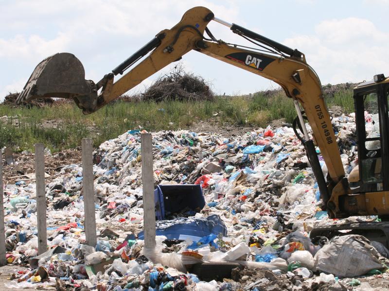 Soarta licitaţiei pentru depozitul ecologic se decide azi