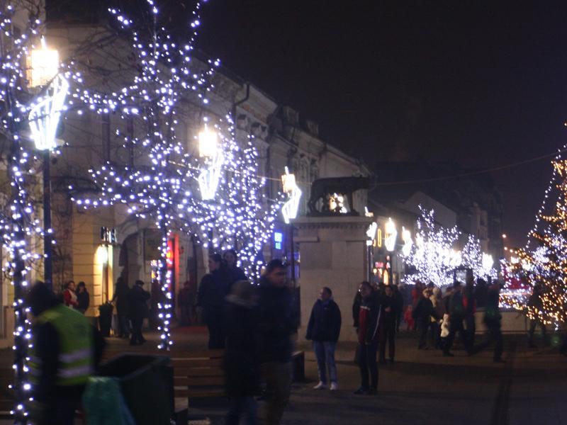 Tendinţe în decoraţiunile de Crăciun: auriu sau argintiu, dar nu împreună