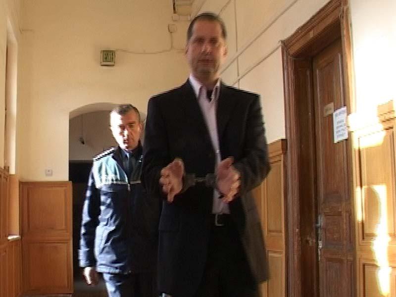 Călin Stoia, trimis în judecată. Denunţătorul, scăpat de învinuire