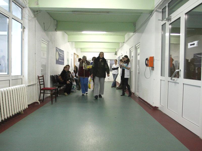 Persoanele care nu plătesc contribuţia la sănătate primesc servicii medicale doar în caz de urgenţă