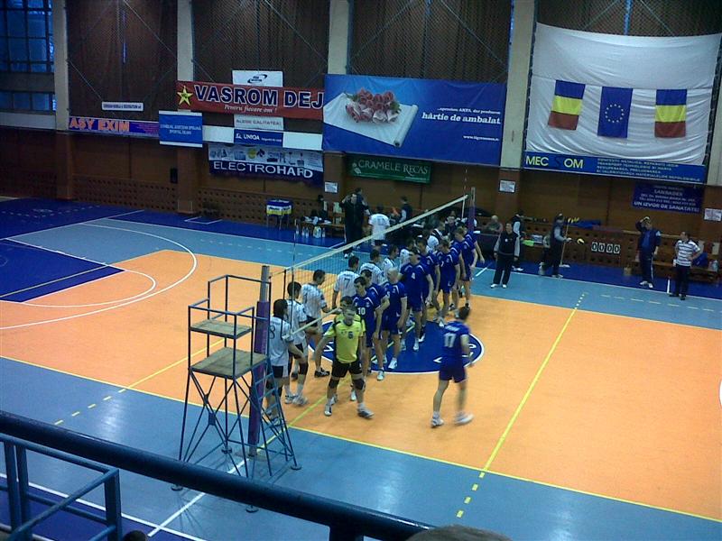 Voleibaliştii de la Unirea Dej s-au impus în derby-ul judeţului, 3-1 cu 