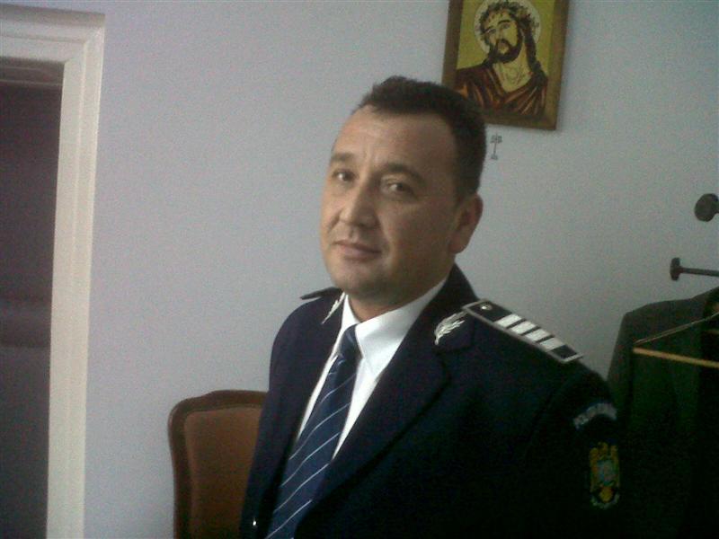 1.000 de lei bonus pentru poliţistul-erou din Dej