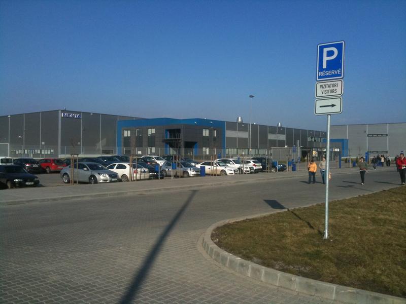 Hoţi la fabrica de telefoane mobile Nokia! S-au furat accesorii şi componente cu complicitatea paznicilor