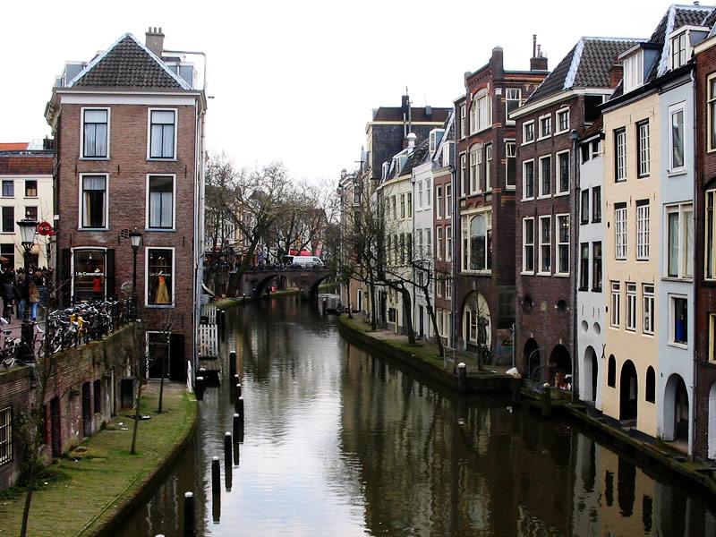 Olandezii le arată clujenilor cum pot face Someşul navigabil, pe modelul Utrechtului