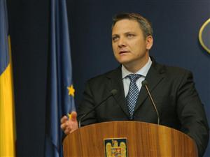 Dan Lazăr a ales UBB şi a demisionat de la Ministerul de Finanţe