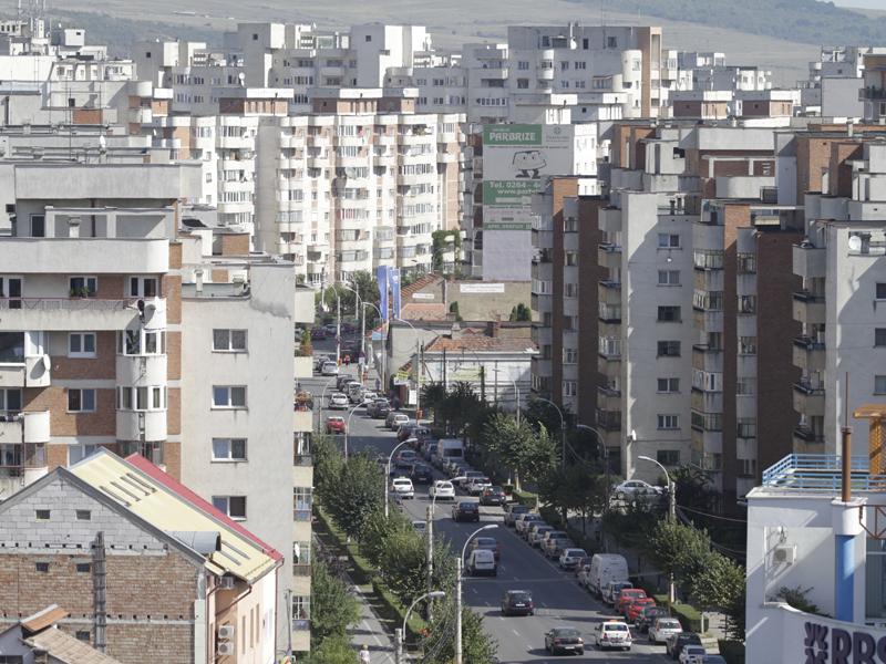 Noi clădiri de business pe “axa birourilor”