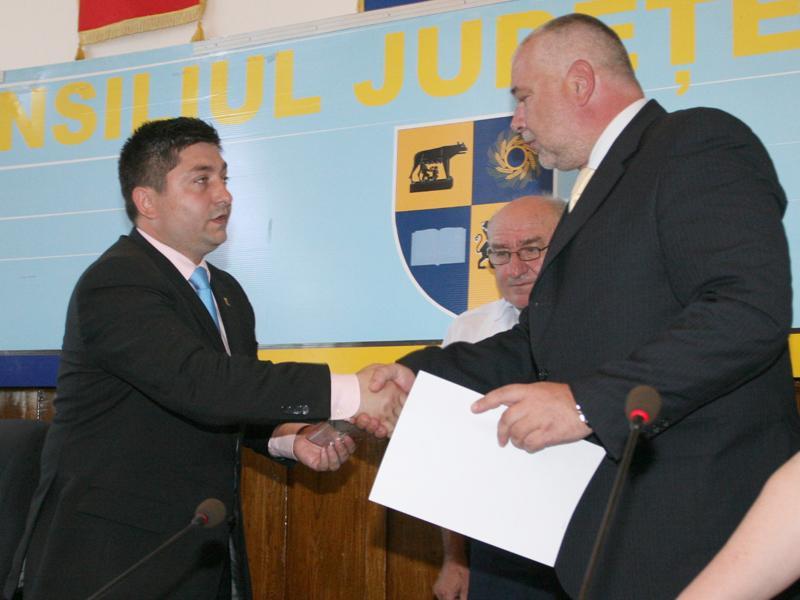 SONDAJ: Vezi cine conduce în lupta pentru Cluj