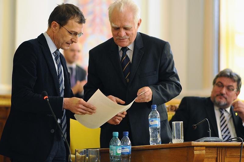 Preşedintele Academiei Române primeşte diploma de excelenţă la Cluj
