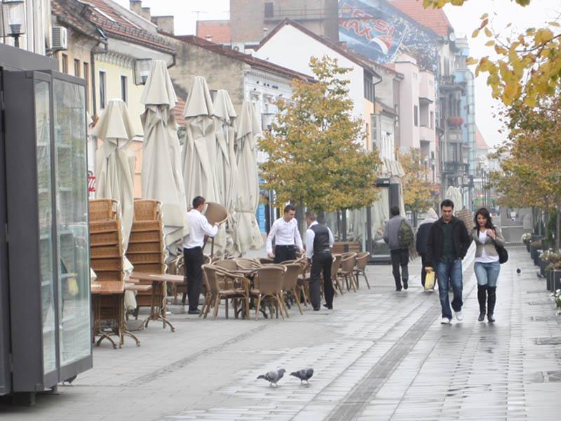 Bulevardul Eroilor, închis circulaţiei pentru 