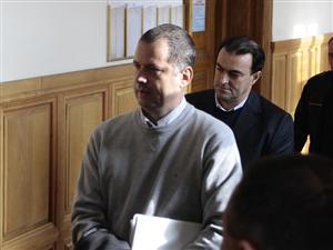 Curtea de Apel Mureş: comportamentul lui Apostu, incompatibil cu al unui profesor universitar