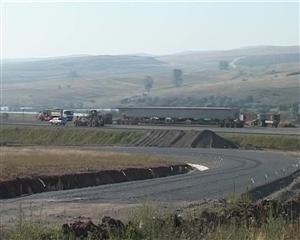 Licitaţia pentru lucrările la autostrada Transilvania a fost amânată pentru a patra oară în acest an VIDEO