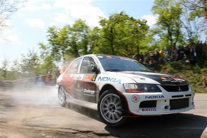 Raliul Clujului închide vineri circulaţia în piaţa Unirii. Vezi probele VIDEO
